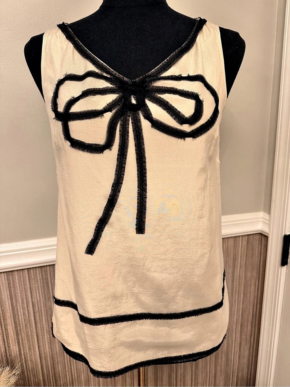 J.Crew Silk Blend Bow Blouse Size 2 Ivory Black Sleeveless Top